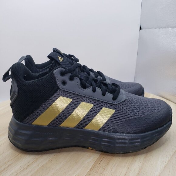adidas Kid’s Own The Game 2.0 Basketball Sneakers GZ3381 Grey/Gold Size 12.5K - Picture 3 of 8